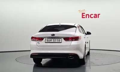 Kia K5 2016, 188954 км, за 3931.99 USD