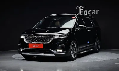 Kia Canival · 2021 год