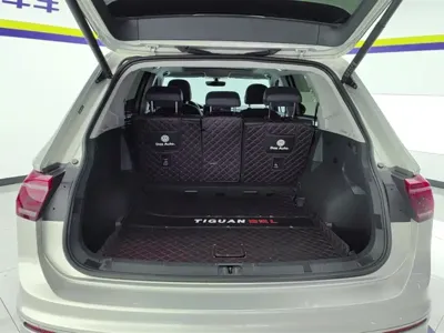 Volkswagen Tiguan L 2021, 83800 км, за 16009.11 USD