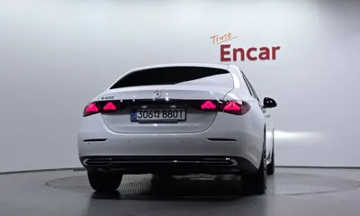 Mercedes-Benz E-Class 2025, 4535 км, за 41348.3 USD