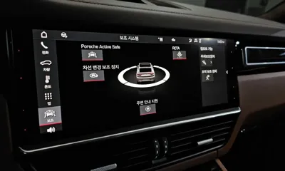 Porsche Cayenne 2021, 56928 км, за 70040.7 USD - фото 20