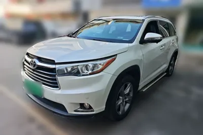 Toyota Highlander · 2015 год