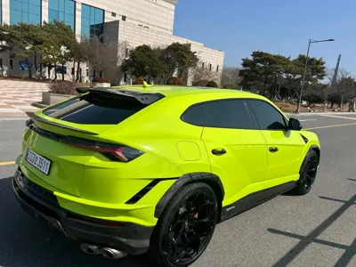 Lamborghini Urus 2024, 3700 км, за 234527.81 USD