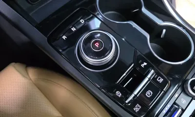 Kia K5 2020, 83369 км, за 12964.18 USD - фото 9