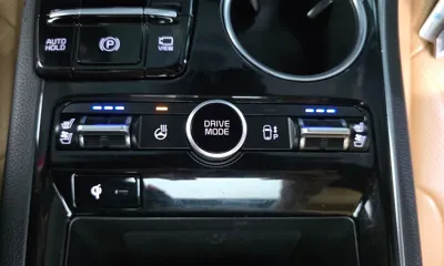 Kia K5 2020, 83369 км, за 12964.18 USD - фото 34