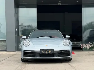 Porsche 911 2021, 21000 км, за 125283.13 USD