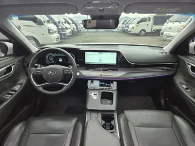 Hyundai Grandeur 2020, 77000 км, за 17304.2 USD - фото 10