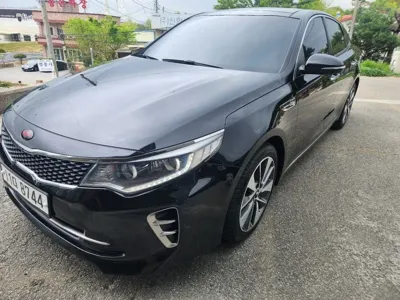 Kia K5 2016, 120835 км, за 5525.58 USD