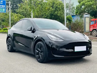 Tesla Model Y 2022, 98000 км, за 23888.49 USD