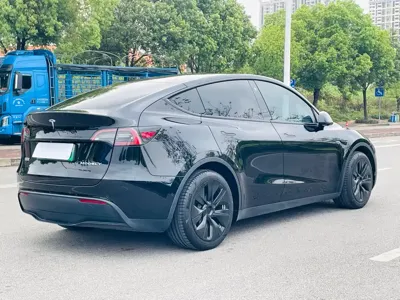Tesla Model Y 2022, 98000 км, за 23888.49 USD