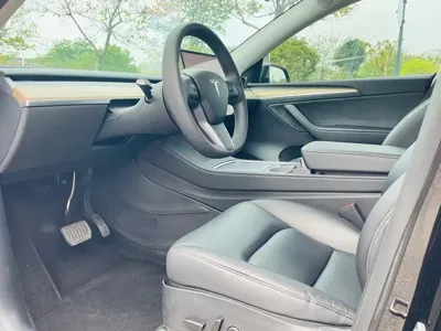 Tesla Model Y 2022, 98000 км, за 23888.49 USD - фото 15