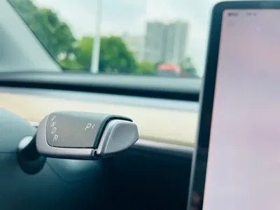 Tesla Model Y 2022, 98000 км, за 23888.49 USD - фото 24