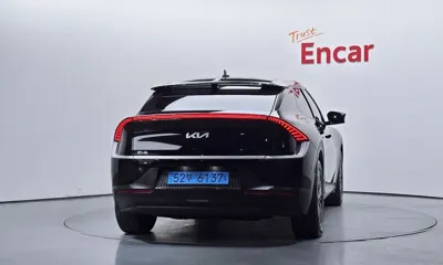 Kia EV6 2023, 48206 км, за 18436.49 USD