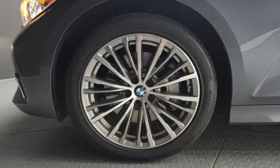 BMW 3-Series 2019, 53911 км, за 18136.9 USD
