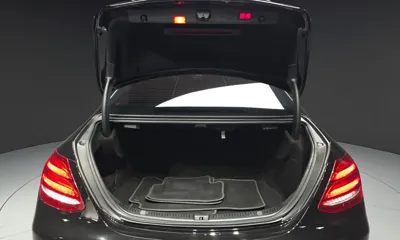 Mercedes-Benz E-Class 2018, 87233 км, за 15960.92 USD - фото 19