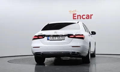 Mercedes-Benz E-Class 2022, 100117 км, за 23785.92 USD