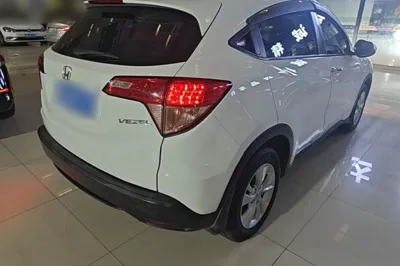 Honda Vezel 2017, 118300 км, за 8712 USD - фото 6
