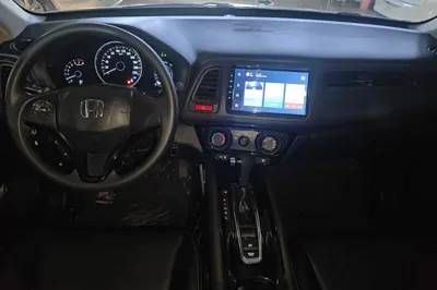 Honda Vezel 2017, 118300 км, за 8712 USD - фото 12