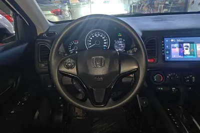 Honda Vezel 2017, 118300 км, за 8712 USD - фото 13