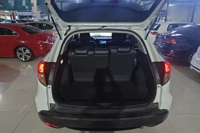 Honda Vezel 2017, 118300 км, за 8712 USD - фото 22