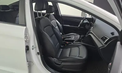 Hyundai Avante 2016, 143525 км, за 4680.49 USD - фото 12