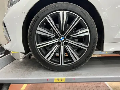 BMW 3-Series 2025, 6263 км, за 27322.43 USD