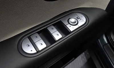 Hyundai Ioniq5 2023, 64713 км, за 18248.65 USD - фото 31