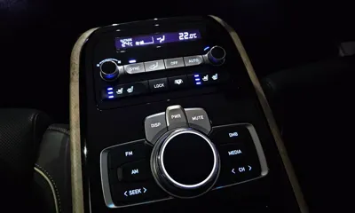 Genesis G90 2021, 106456 км, за 23051.37 USD - фото 33