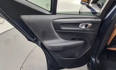 Volvo XC40 2021, 87798 км, за 18045.16 USD - фото 25