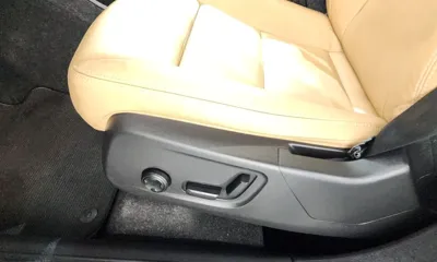 Volvo XC40 2021, 87798 км, за 18045.16 USD - фото 31