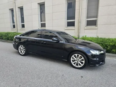 Audi A6 2016, 146016 км, за 8001.57 USD