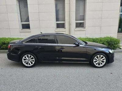 Audi A6 2016, 146016 км, за 8001.57 USD