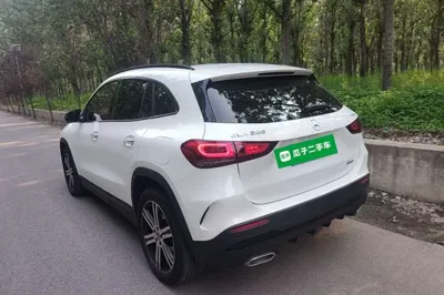 Mercedes-Benz GLA 2020, 34200 км, за 17663 USD
