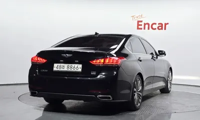 Hyundai Genesis 2016, 218522 км, за 4891.6 USD
