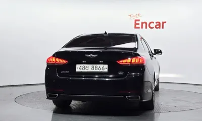 Hyundai Genesis 2016, 218522 км, за 4891.6 USD