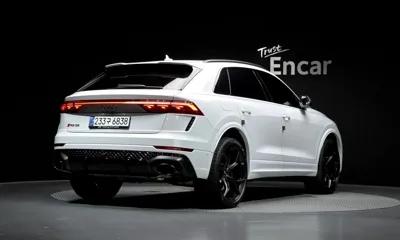 Audi RSQ8 2025, 5401 км, за 117655.81 USD