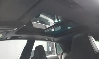 Audi RSQ8 2025, 5401 км, за 117123 USD - фото 19