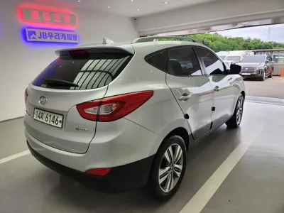 Hyundai Tucson 2015, 80000 км, за 4485.47 USD