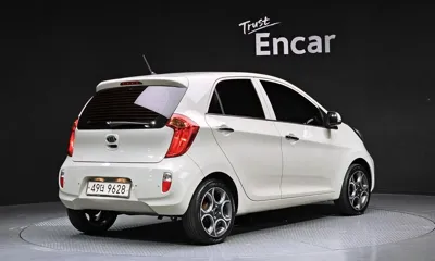 Kia Morning 2012, 67889 км, за 2842.41 USD