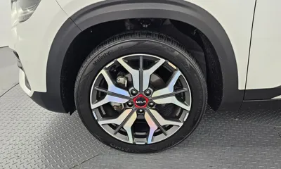 Kia Seltos 2022, 50719 км, за 15830.63 USD