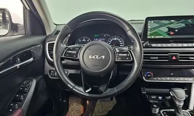 Kia Seltos 2022, 50719 км, за 15830.63 USD - фото 13
