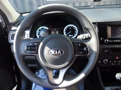 Kia Niro 2017, 72046 км, за 7730.43 USD - фото 6
