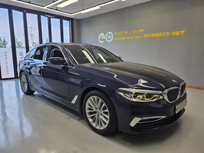 BMW 5-Series · 2020 год