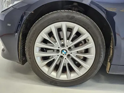 BMW 5-Series 2020, 57896 км, за 16836.76 USD
