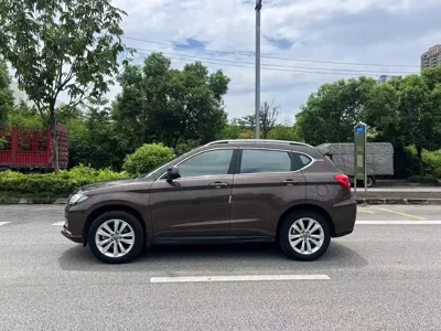 Haval H2 2015, 50000 км, за 2029.87 USD