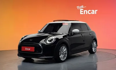 MINI Cooper · 2022 год