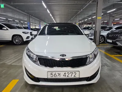Kia K5 · 2011 год