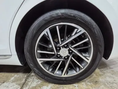 Hyundai Grandeur 2020, 90159 км, за 12697.79 USD