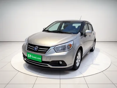 Venucia R50 · 2015 год