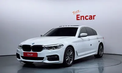 BMW 5-Series · 2018 год